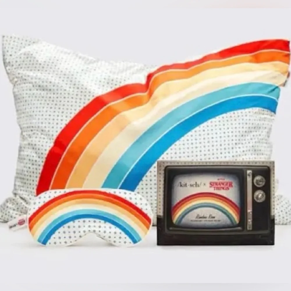 NIB Stranger Things X Kitsch Rainbow Room Pillowcase + Eye Mask 2pc‎ Set